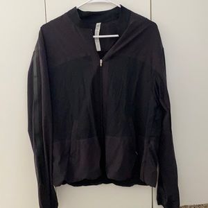 Black lulu lemon jacket. Size 10, gently worn.